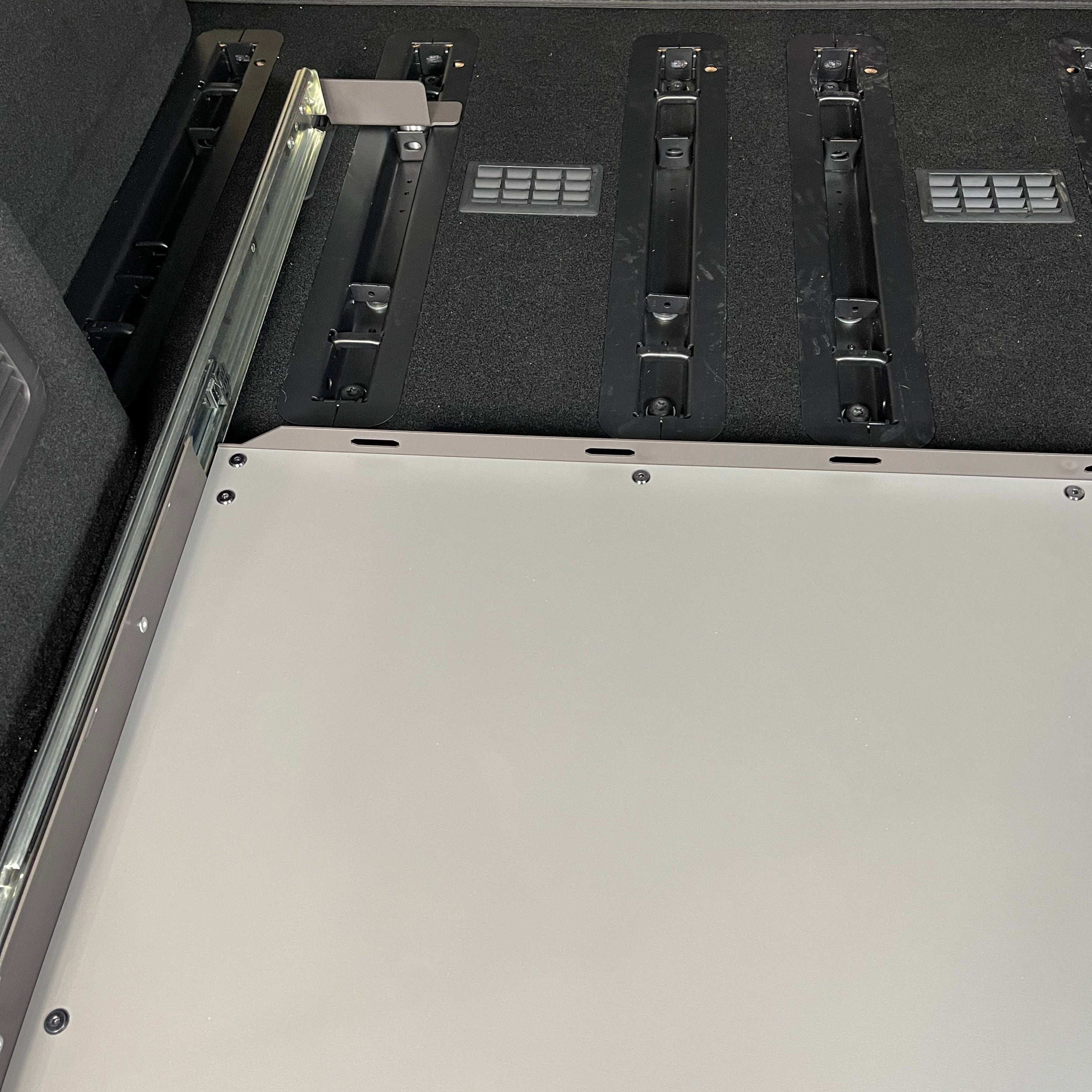 Heckauszug Tourneo Custom L1 und L2