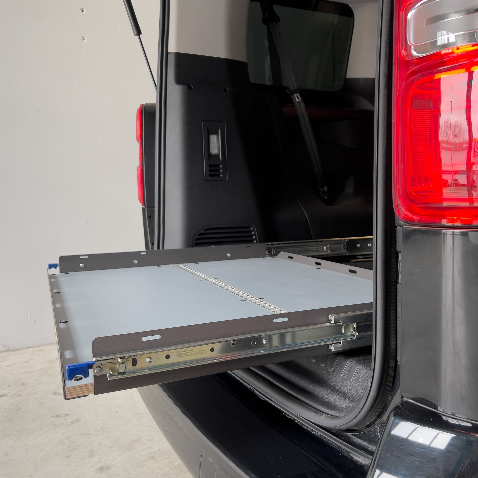 Heckauszug für Toyota Proace mit Bodenschienen