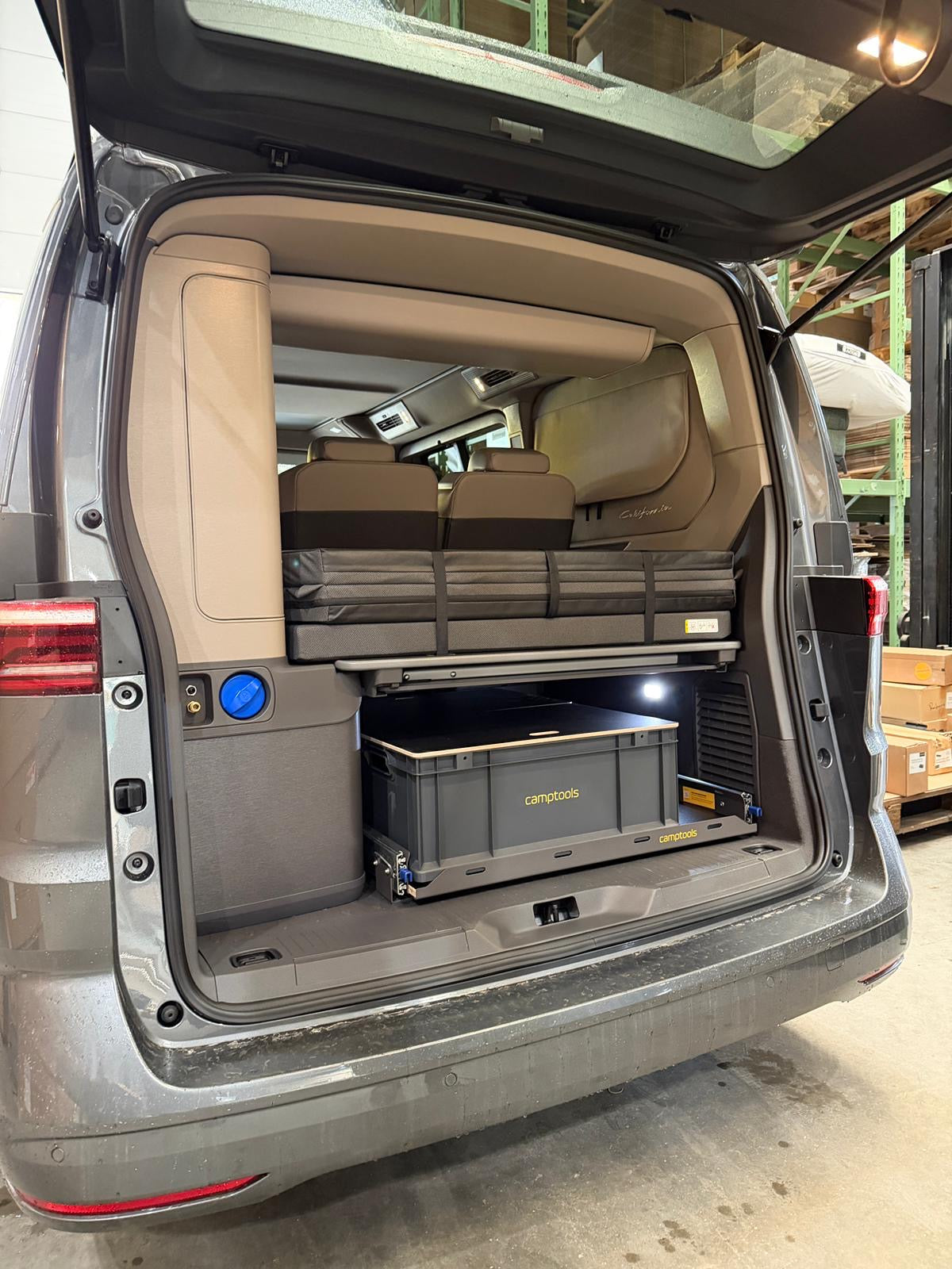 Heckauszug für VW T7 New California Coast und Ocean