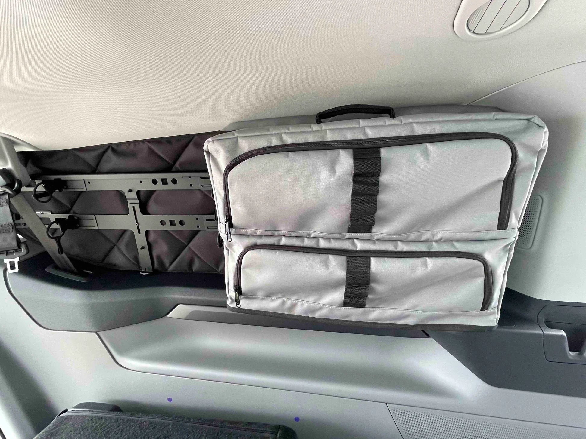 Premium Fahrzeugtaschen für Ford Tourneo Custom V710 (langer Radstand L2)