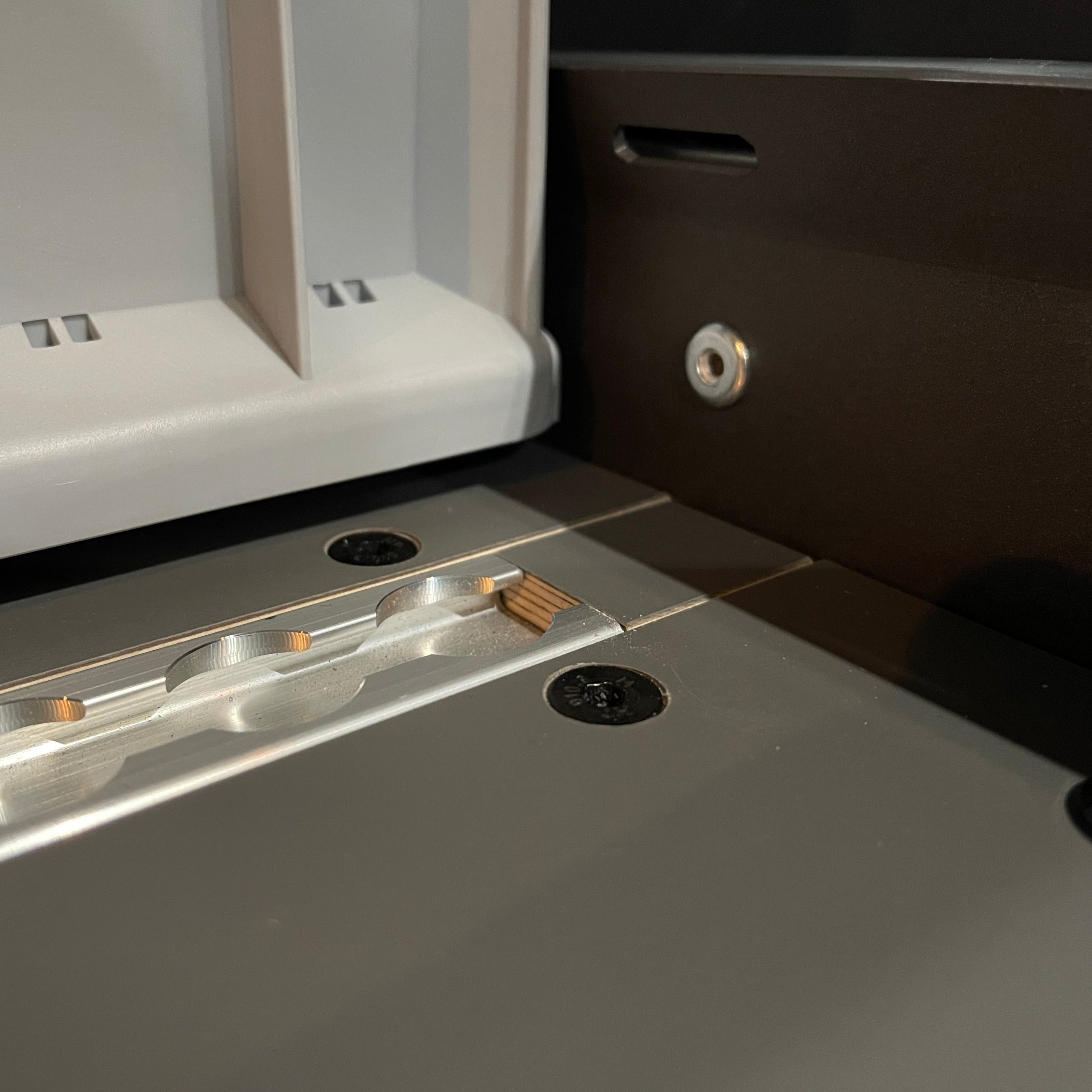 Rear Extension Slide Out Tray for Mercedes Vito