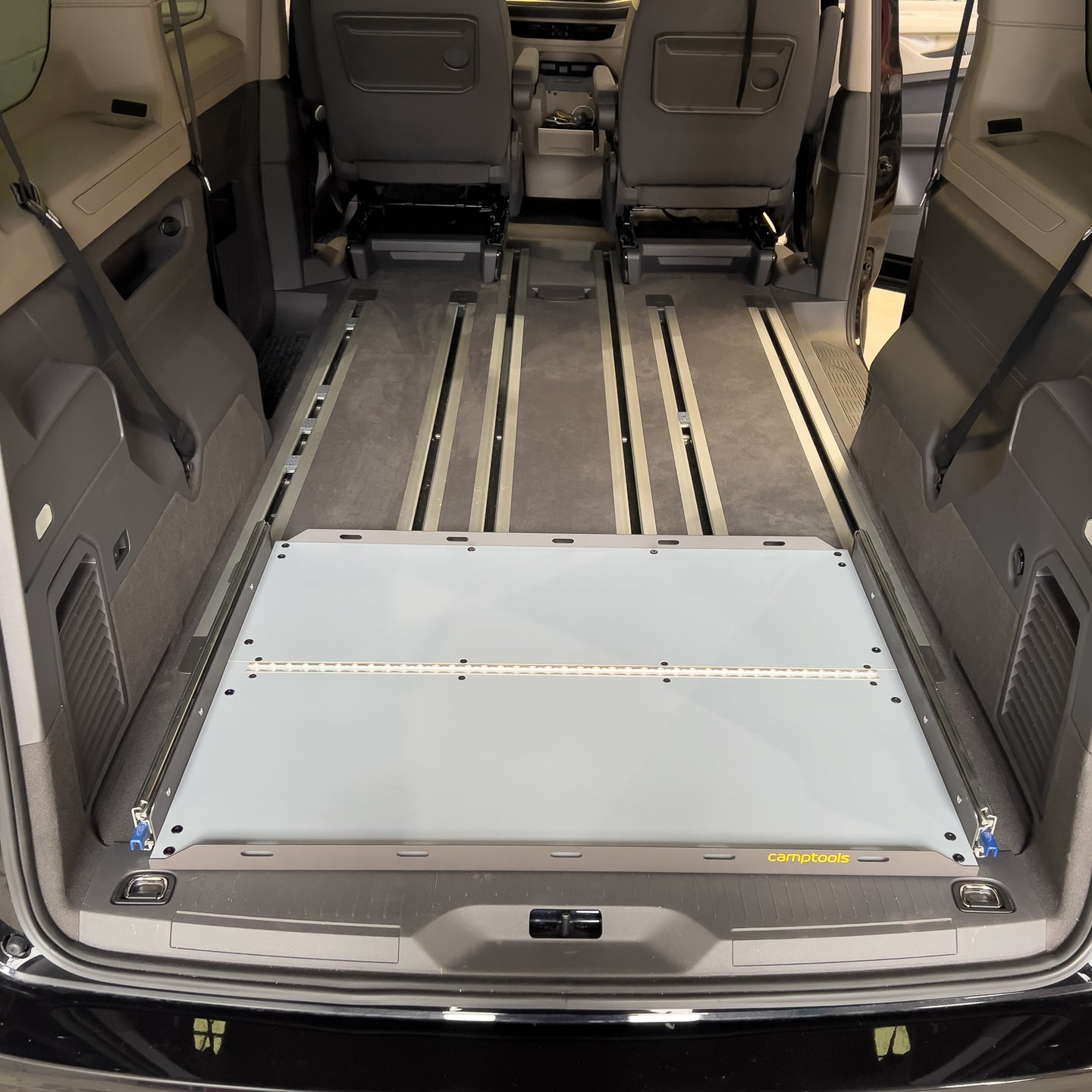 bett-und-schlafsysteme-f-r-den-vw-t7-multivan-camptools