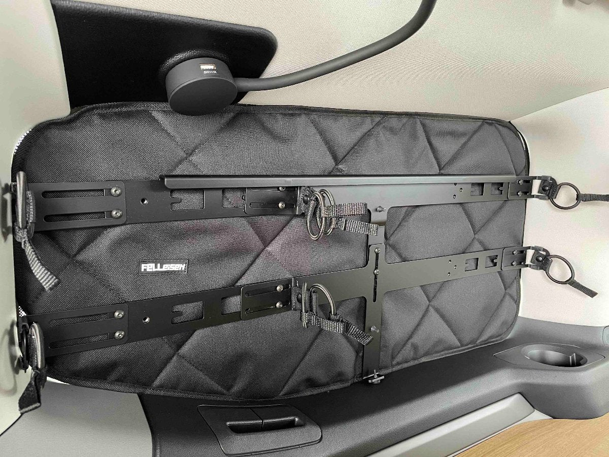 Premium Fahrzeugtaschen für Ford Tourneo Custom V710 (kurzer Radstand L1) – Robust und modular
