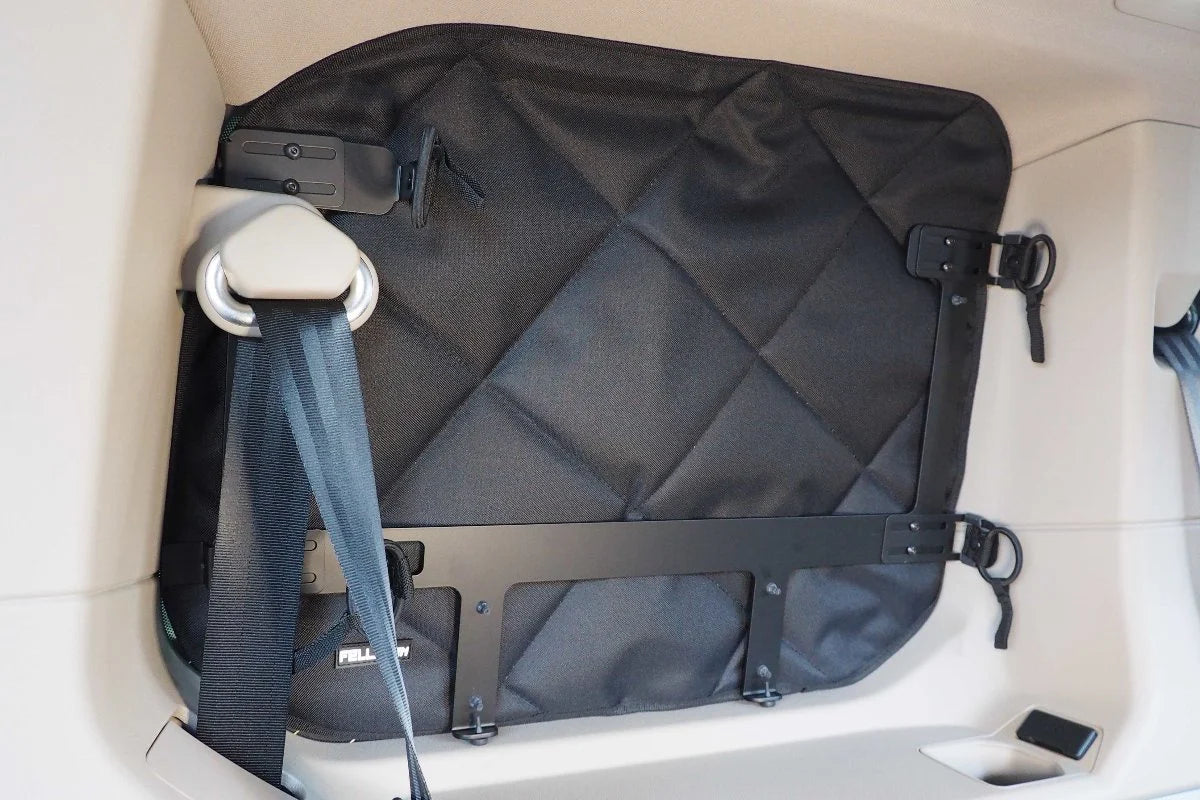 Premium Fenstertaschen für VW T7 Multivan Kompakt (kurzer Radstand L1) – Robust und modular