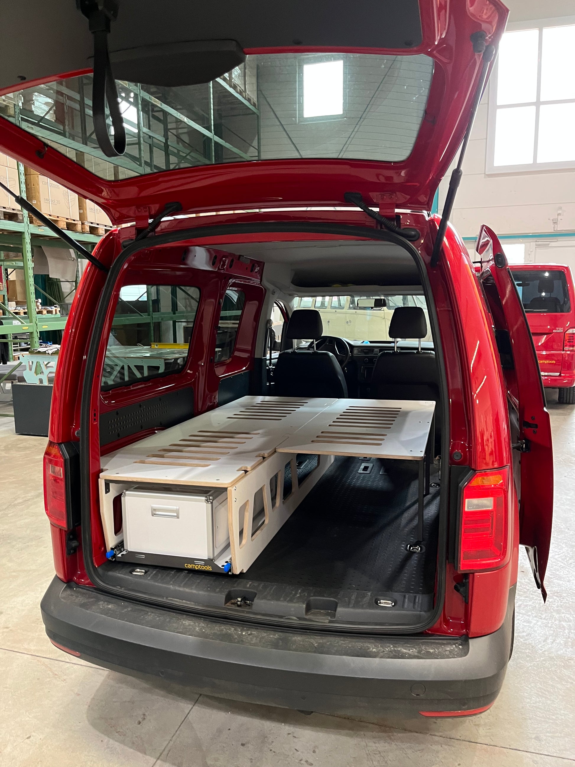 VW Caddy Maxi Single Bett - Schlafsystem - Camper Umbau - Campingmöbel –  Camptools