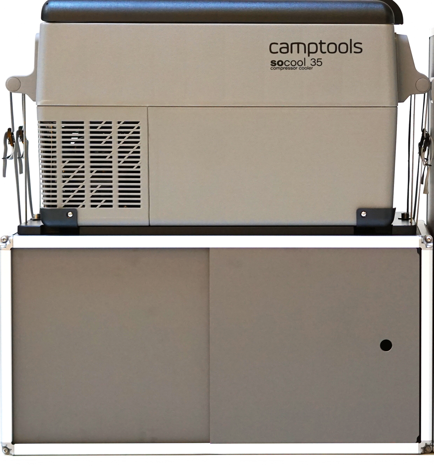 Cooling box base cabinet / cooling box module